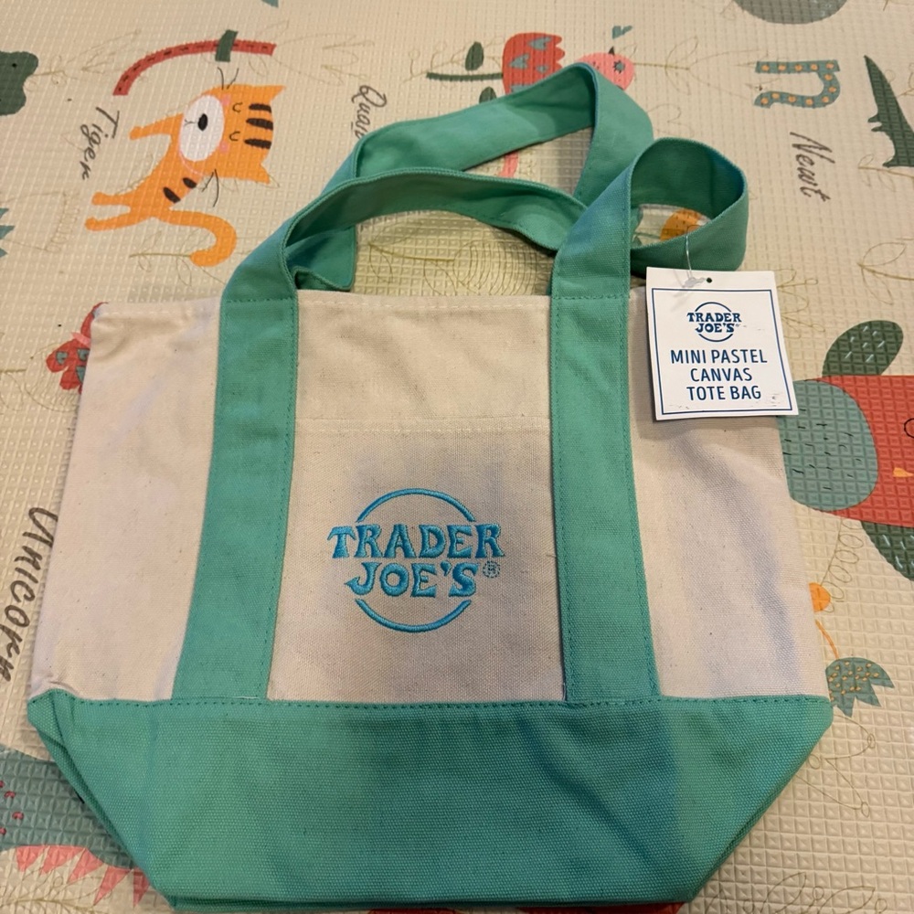 Limited edition NWT Trader Joe pastel mini tote bag